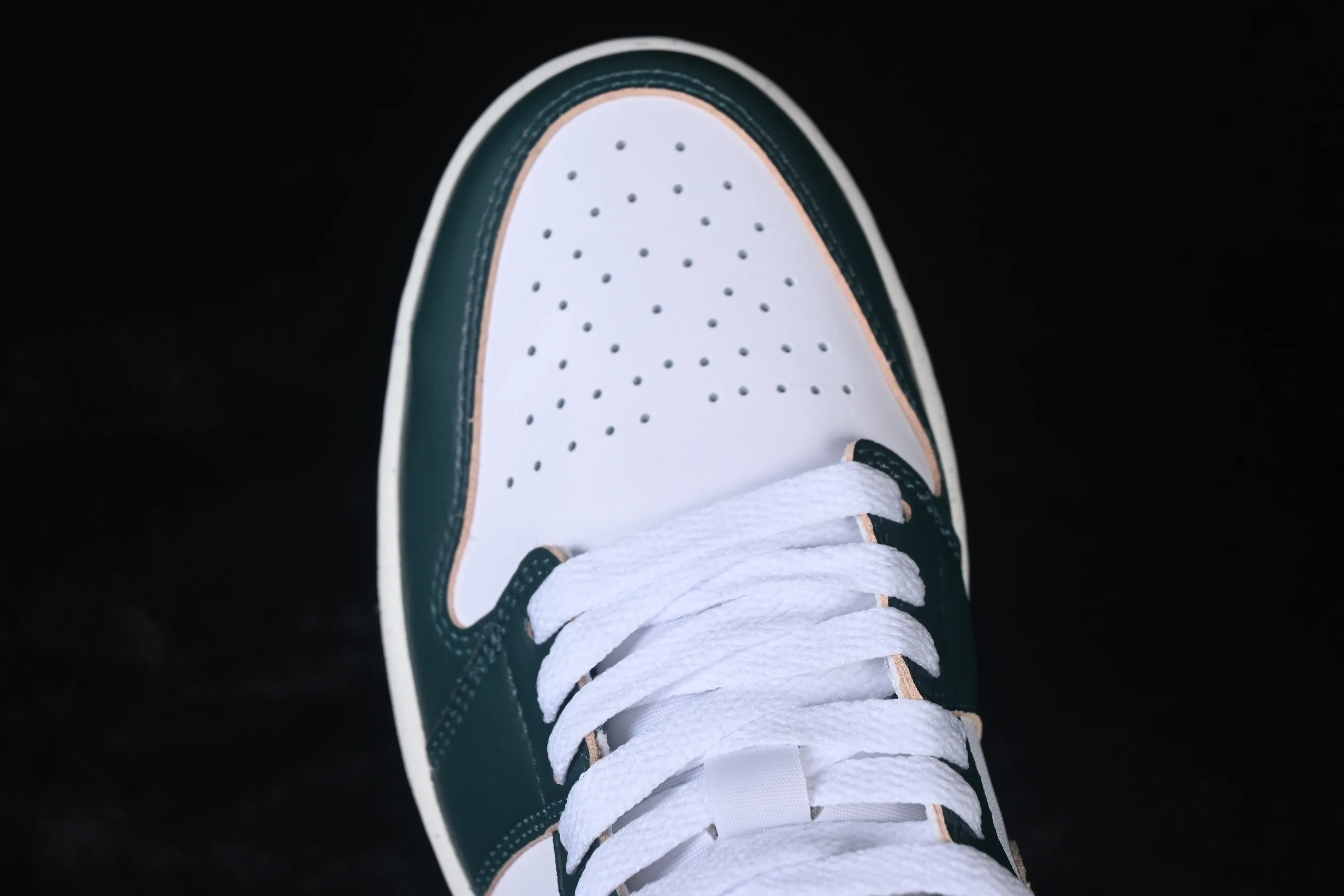 All categories Air Jordan Jordan series basketball shoes Air Jordan 1 Low Air Jordan 1 Low AJ1 Joe 1 white and green low-top cultural and casual sneakers FQ7687-300